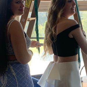 Selling dress need a way to work gotta get tires satin mermaid skirt/top